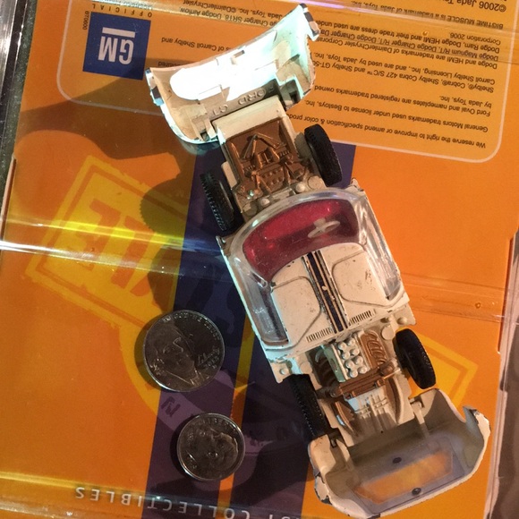 Vintage Diecast Dinky Toys Ford GT (GT40) - Picture 3 of 4